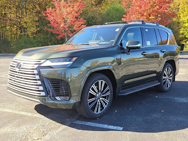 New 2025 Lexus LX 600 4WD w/ Luxury Package image 2
