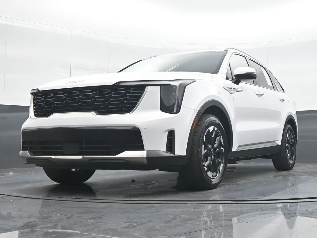 Used 2024 Kia Sorento S image 25