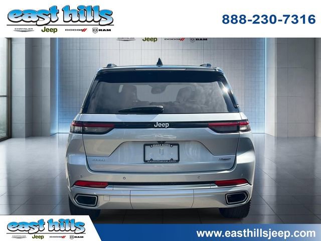 Certified 2024 Jeep Grand Cherokee Summit w/ Luxury Tech Group V image 5