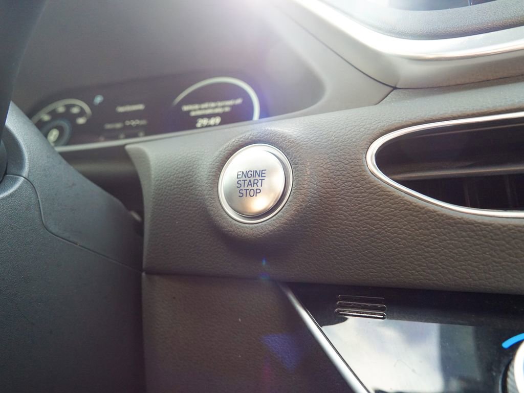 Used 2023 Hyundai Sonata SEL Plus image 23