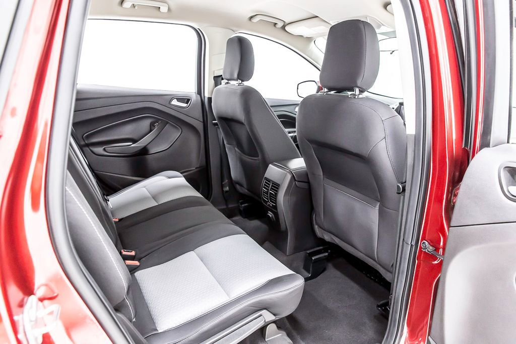 Used 2019 Ford Escape SE image 34