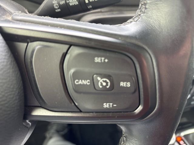 Used 2022 Jeep Wrangler Sport AWD/4WD image 12