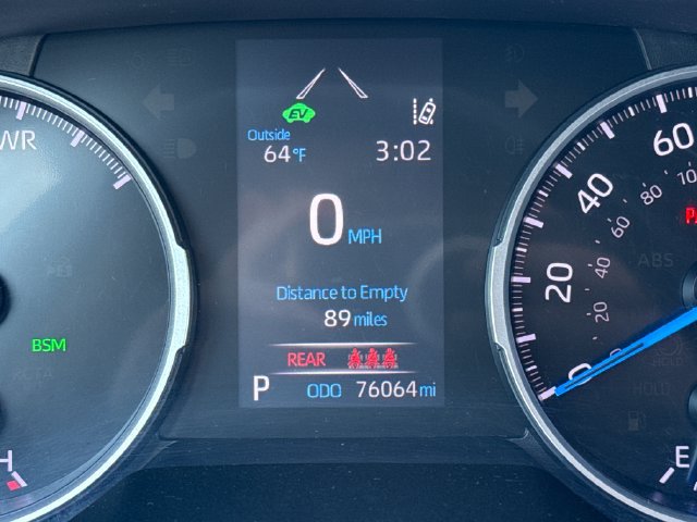 Used 2020 Toyota RAV4 LE AWD/4WD image 24