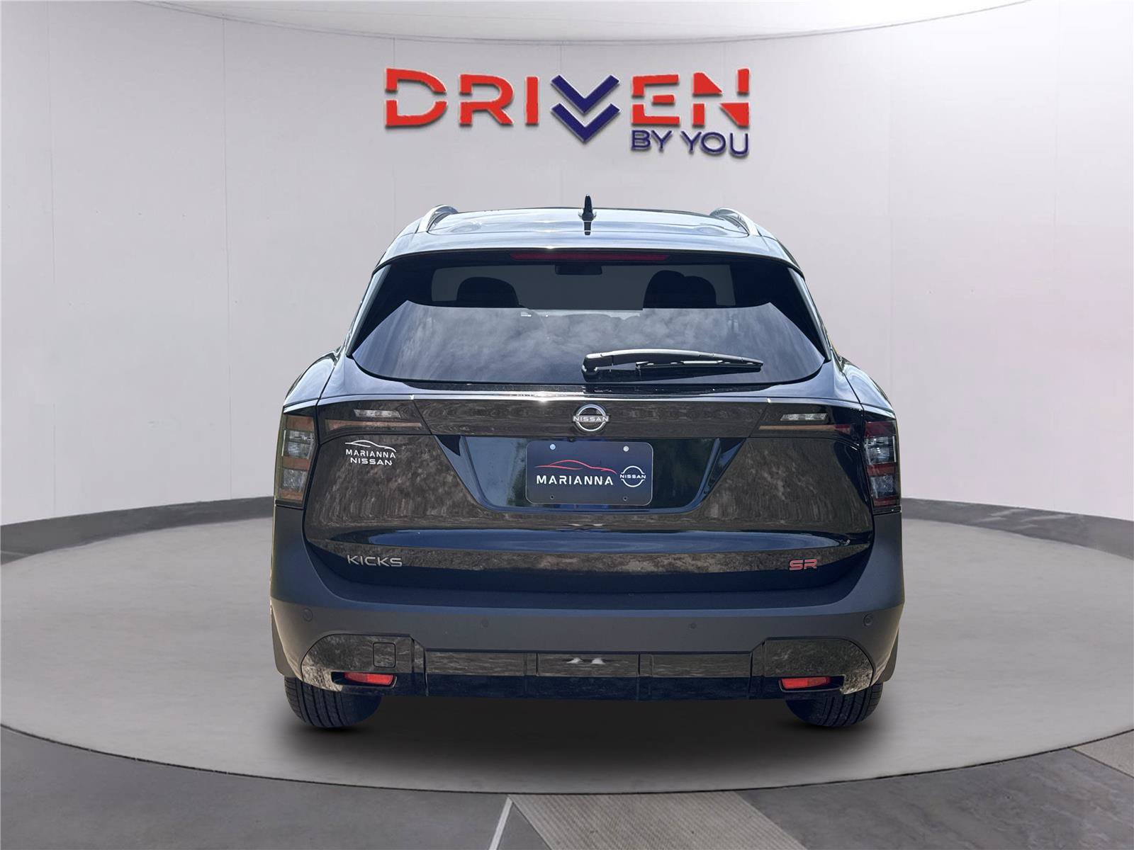 New 2026 Nissan Kicks SR FWD image 5