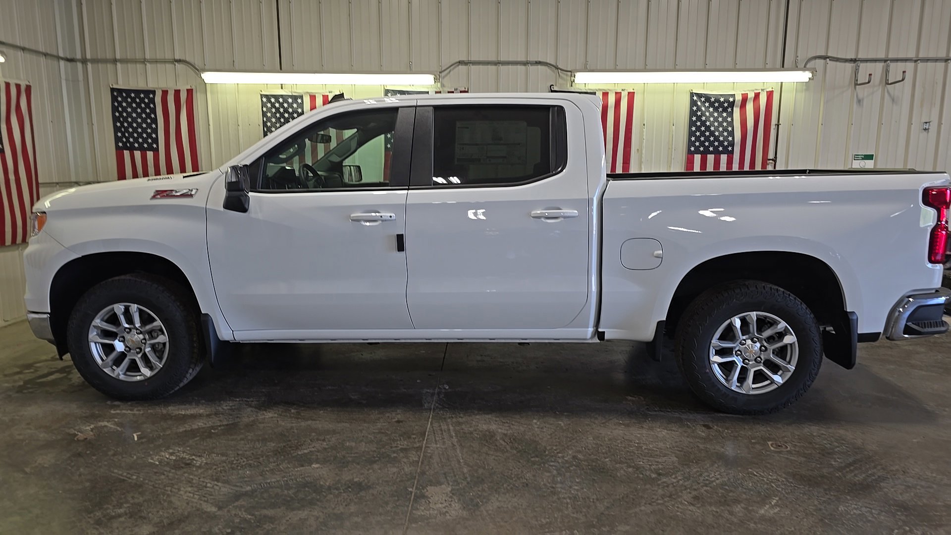 New 2026 Chevrolet Silverado 1500 LT image 3