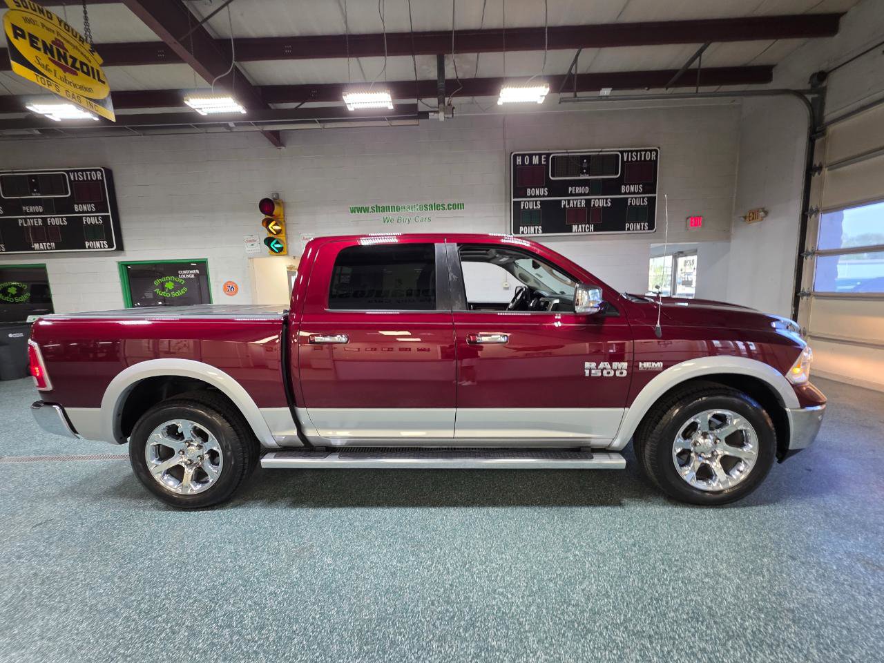 Used 2016 RAM 1500 Laramie w/ Convenience Group image 5