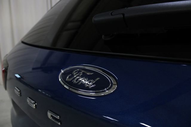 Used 2023 Ford Escape SE w/ PHEV Premium Package FWD image 32