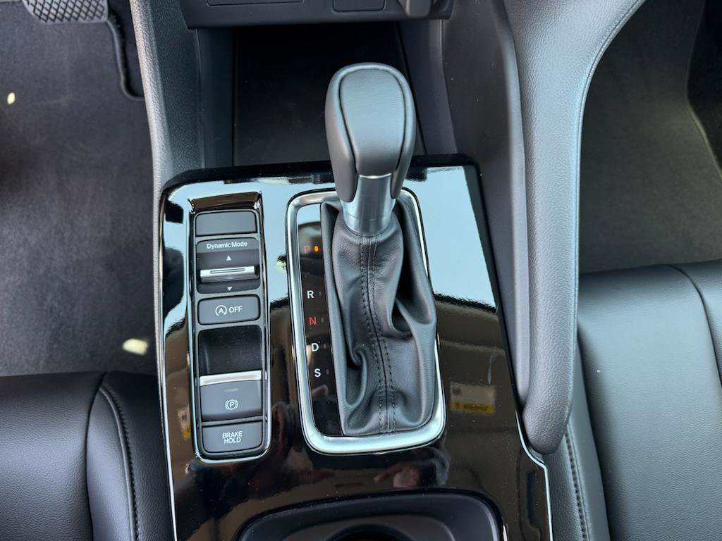 New 2025 Acura Integra image 8