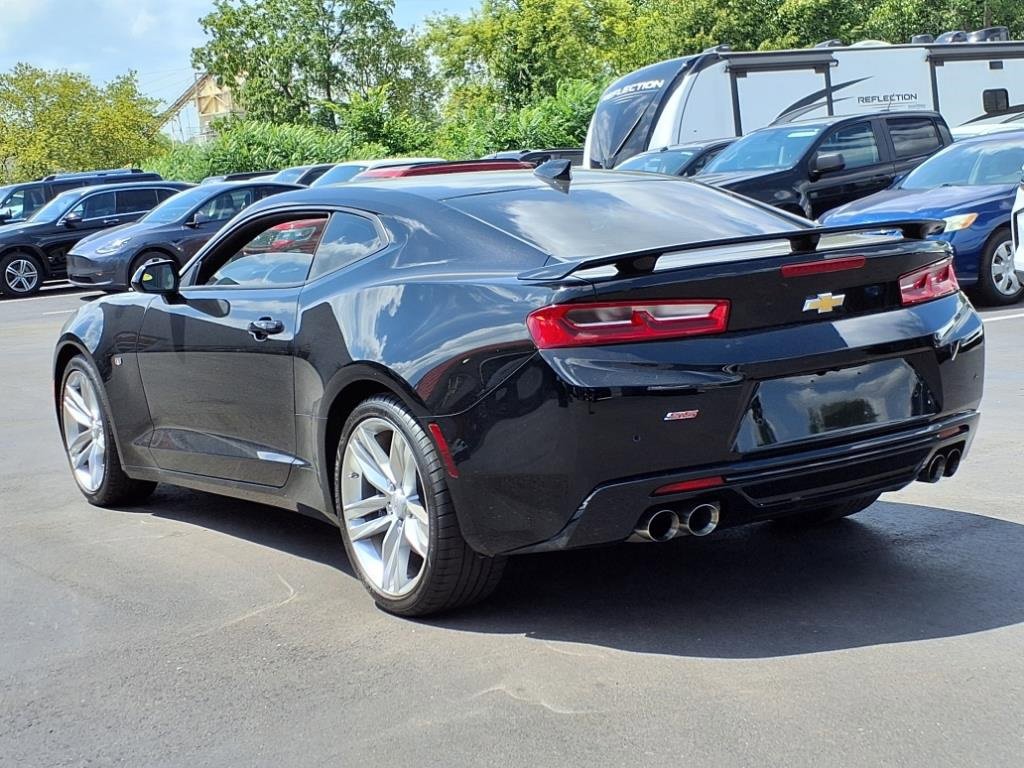 Used 2016 Chevrolet Camaro SS image 3