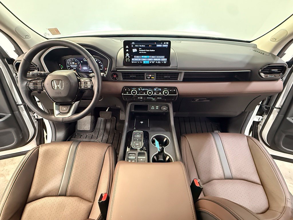 Used 2025 Honda Pilot Elite image 20