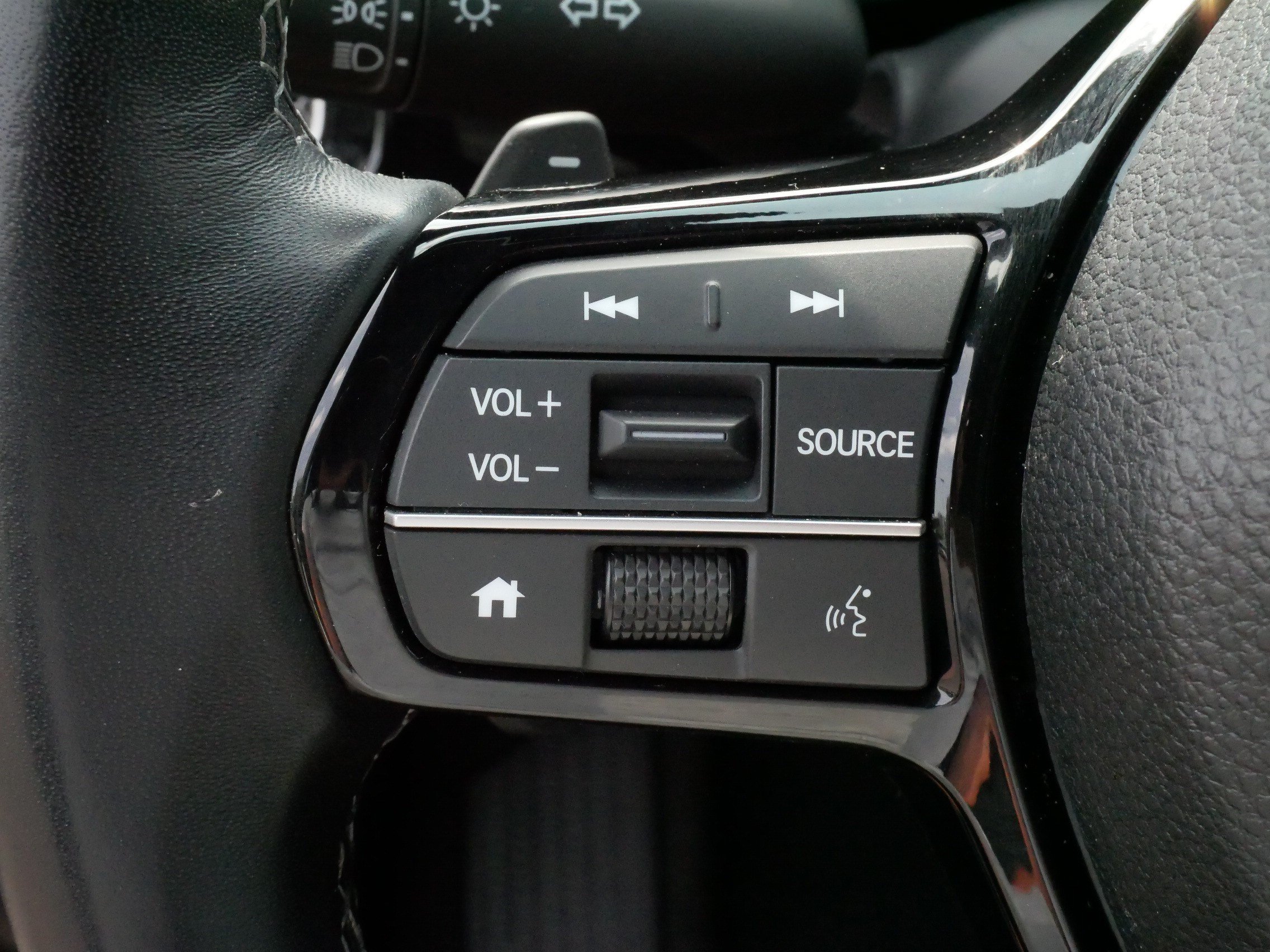 Used 2025 Honda Civic Sport image 27