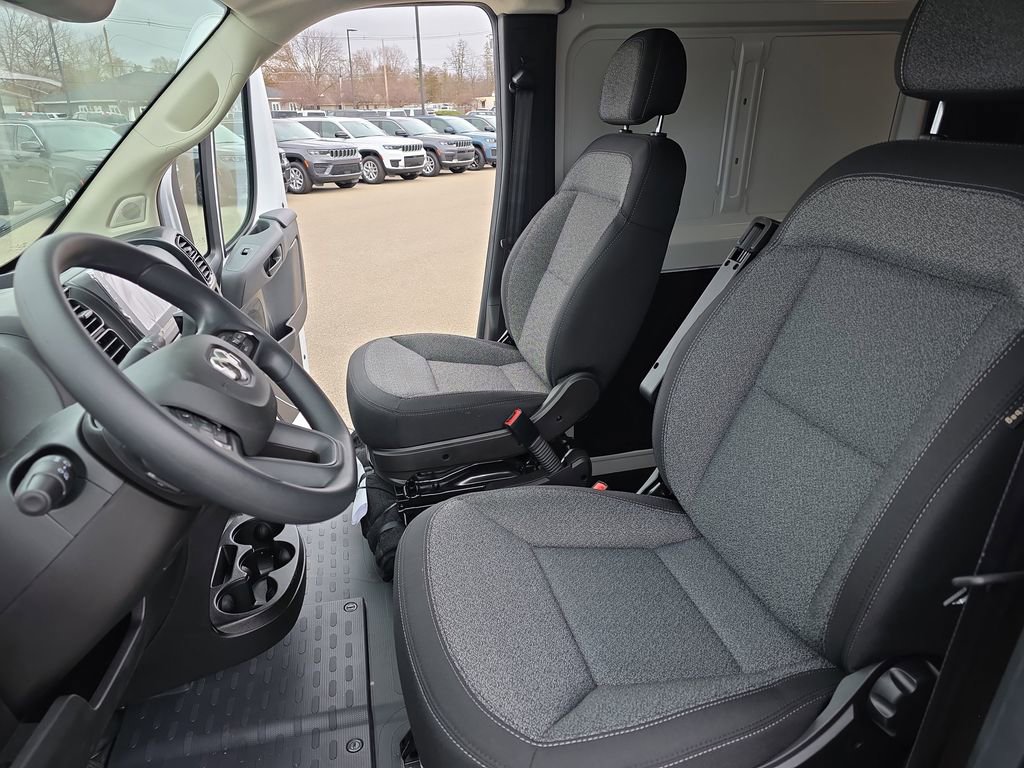 New 2026 RAM ProMaster 2500 w/ Convenience Group image 13