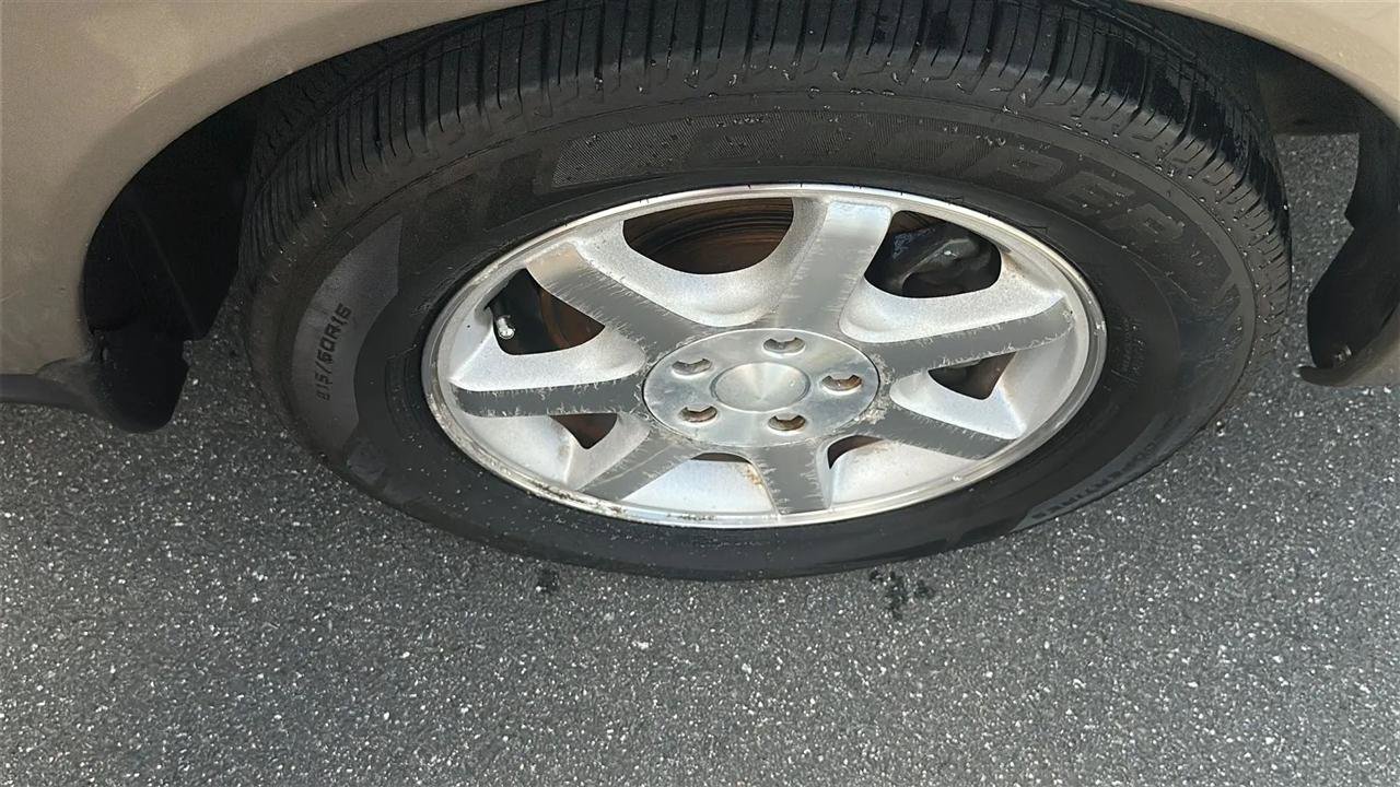 Used 2006 Ford Taurus SEL FWD image 19