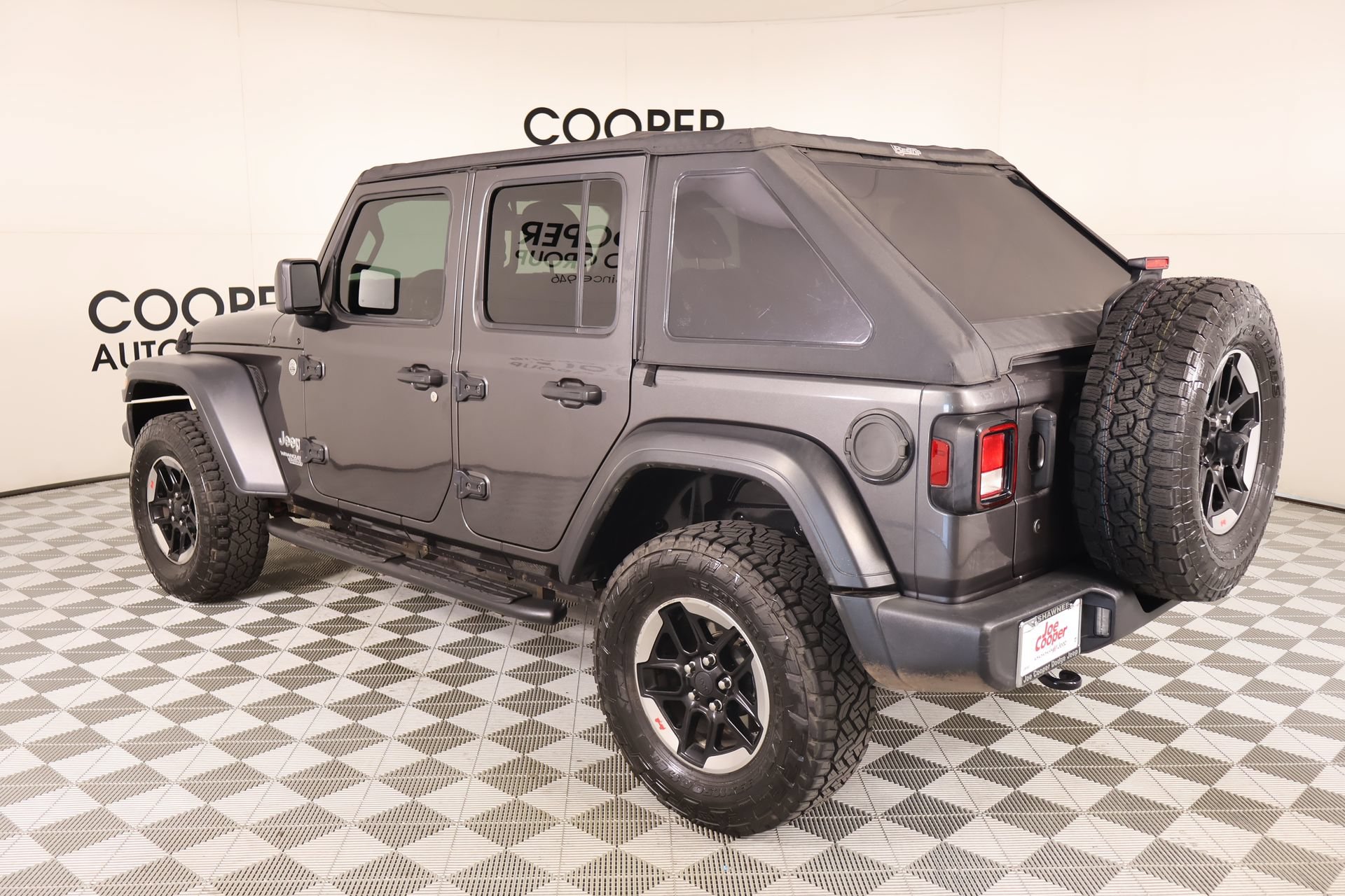 Used 2019 Jeep Wrangler Unlimited Sport S AWD/4WD image 21