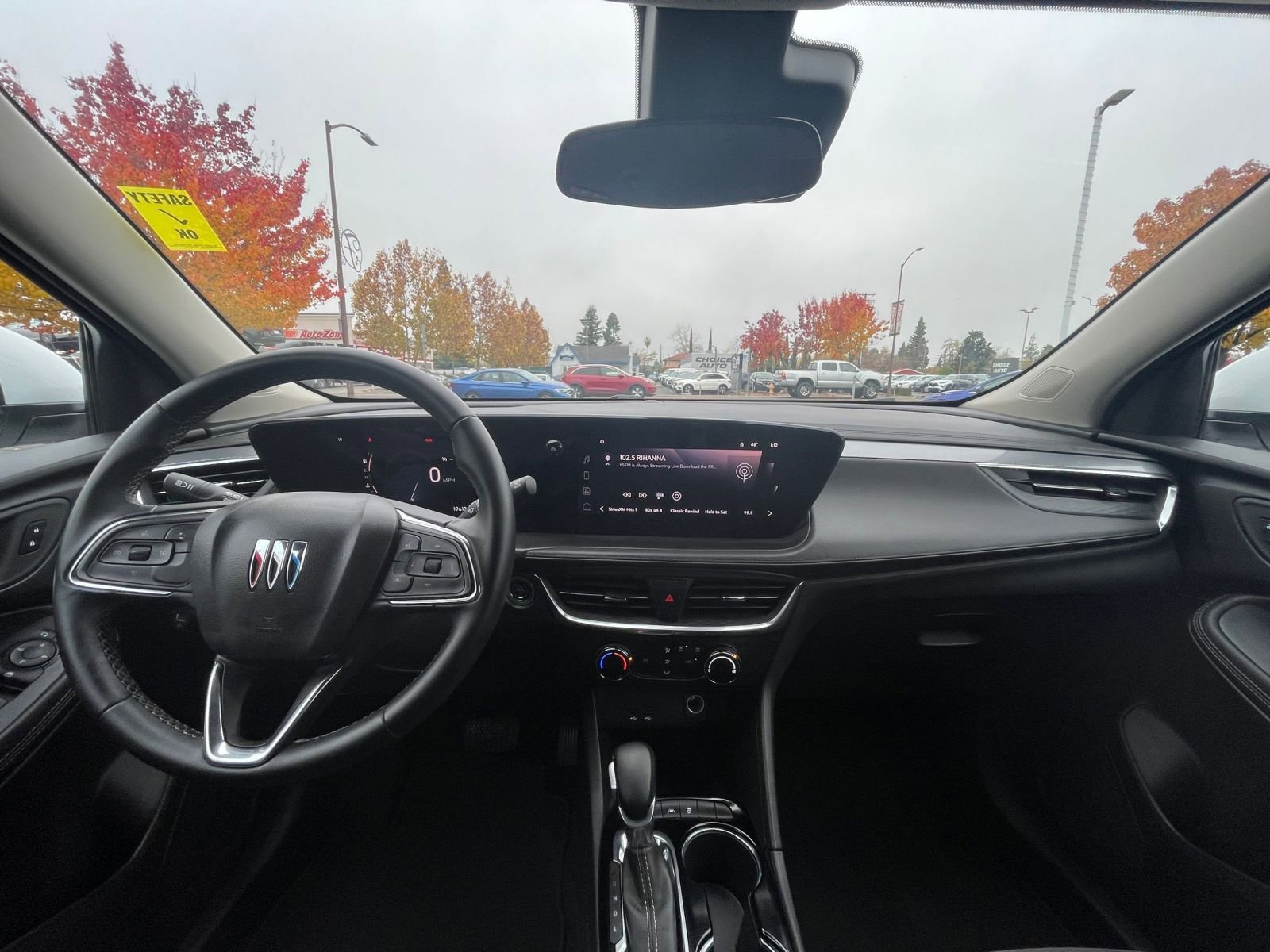 Used 2025 Buick Encore GX Preferred image 33