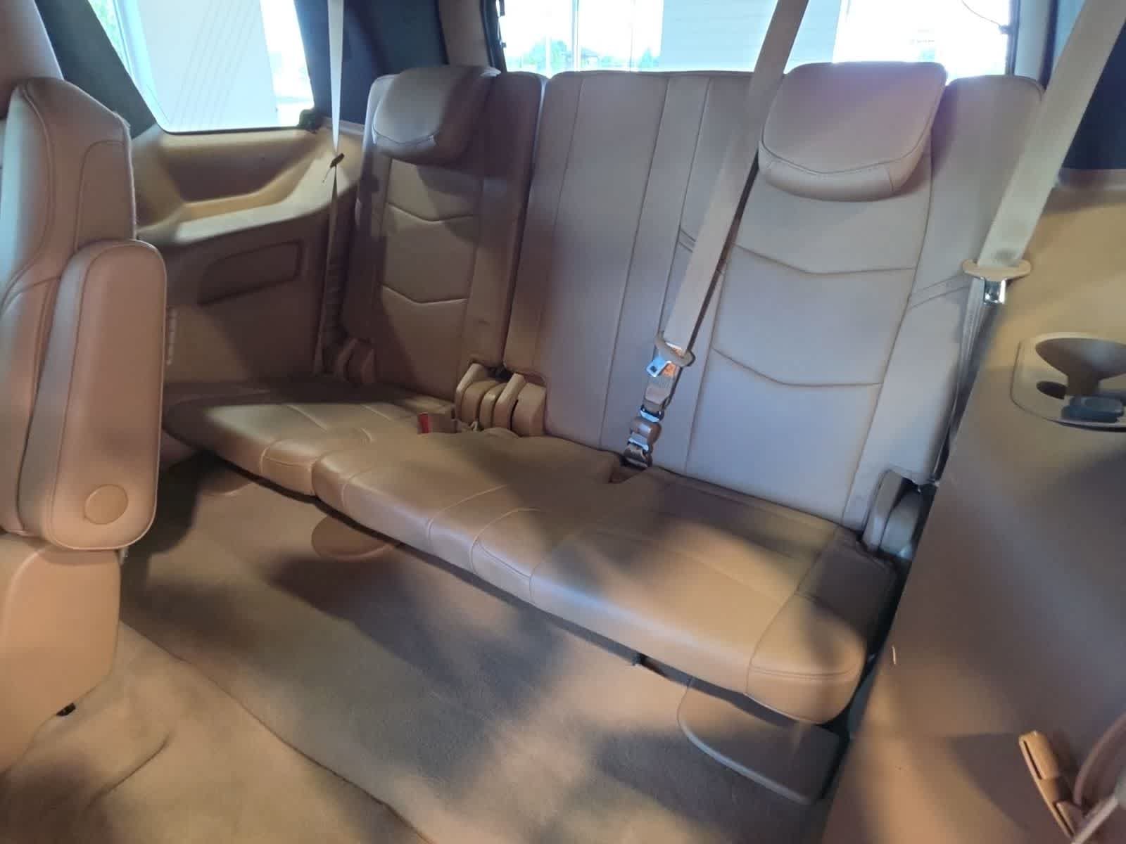 Used 2017 Cadillac Escalade Platinum AWD/4WD image 35