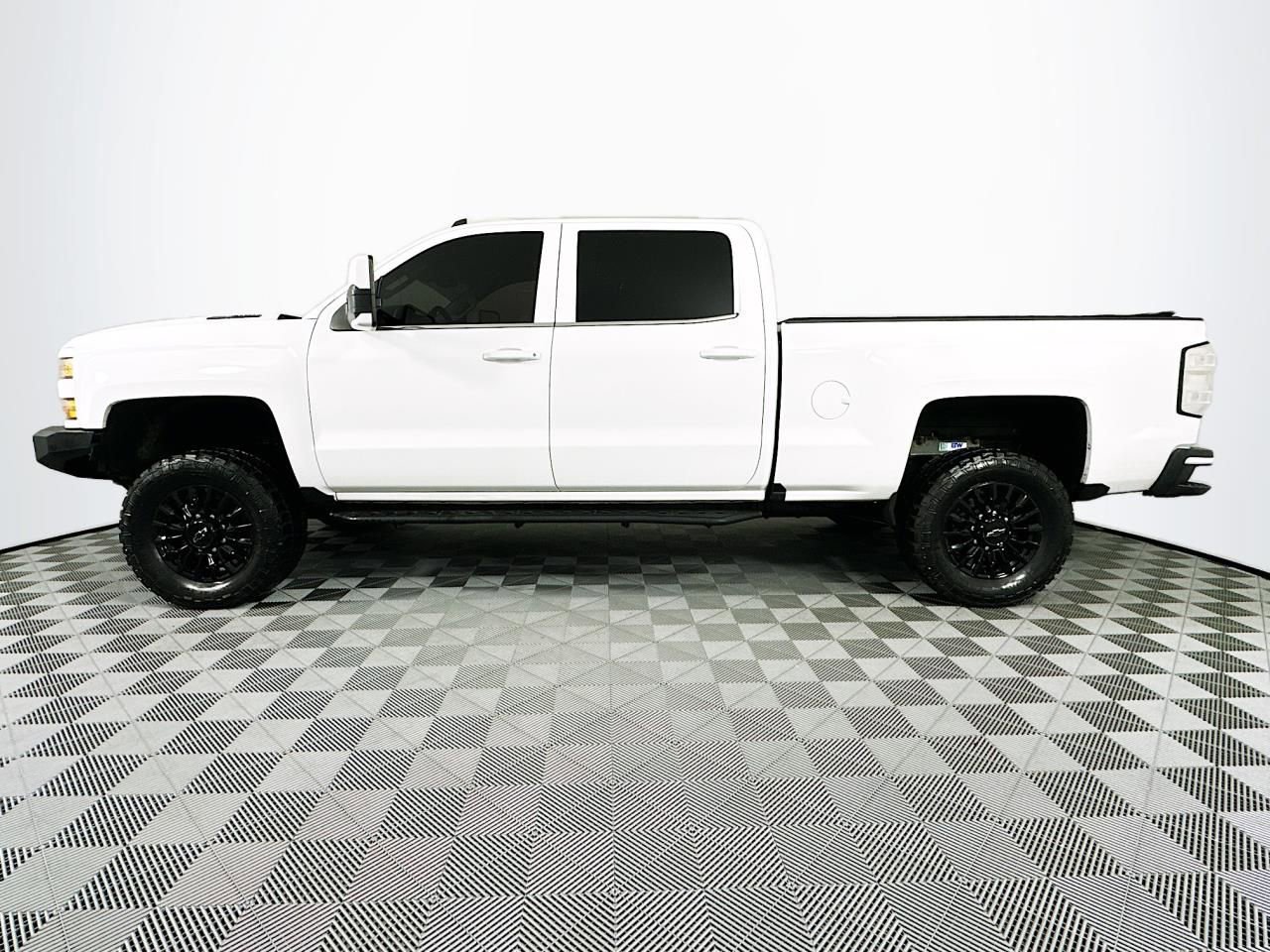 Used 2018 Chevrolet Silverado 2500 LTZ w/ Duramax Plus Package image 26