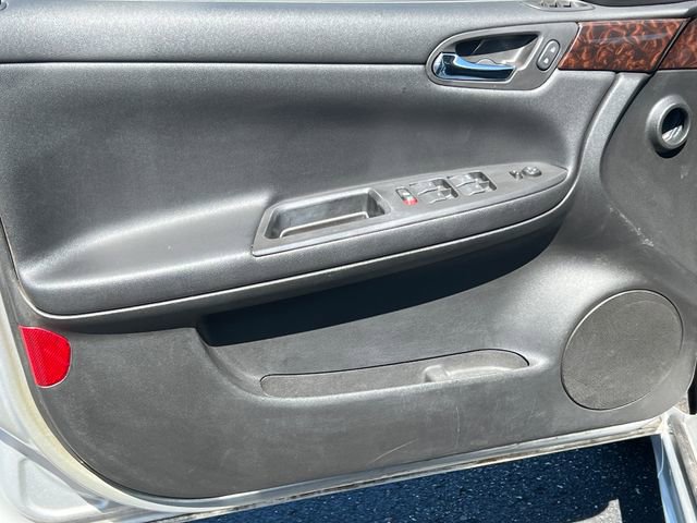 Used 2014 Chevrolet Impala Limited LS FWD image 14