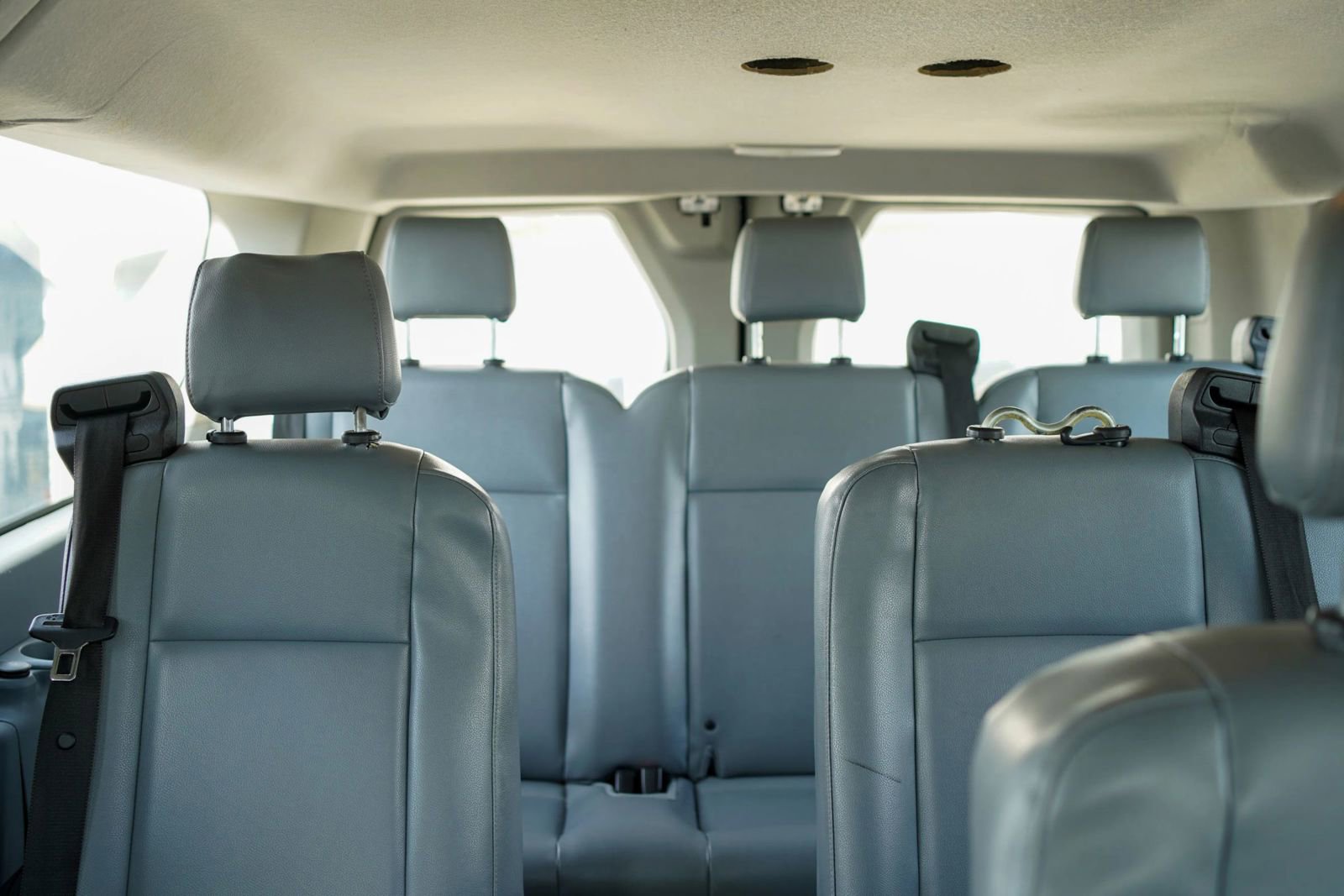 Used 2018 Ford Transit 150 XL RWD image 19