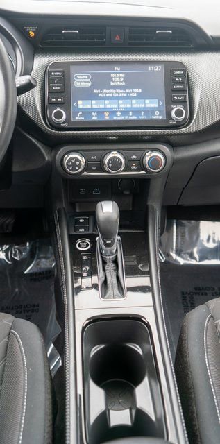 Used 2023 Nissan Kicks SV image 17