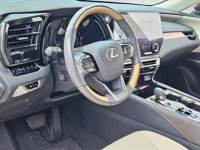 Used 2024 Lexus RX 350h w/ Cold Area Package AWD/4WD image 9
