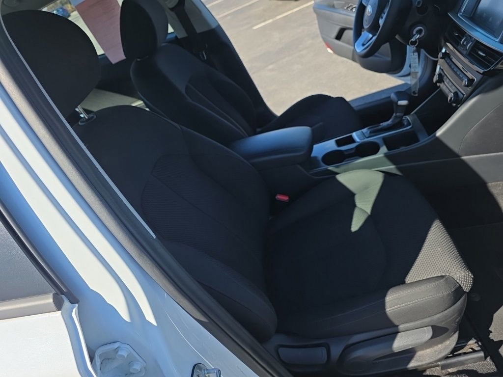 Used 2019 Kia Optima LX image 24