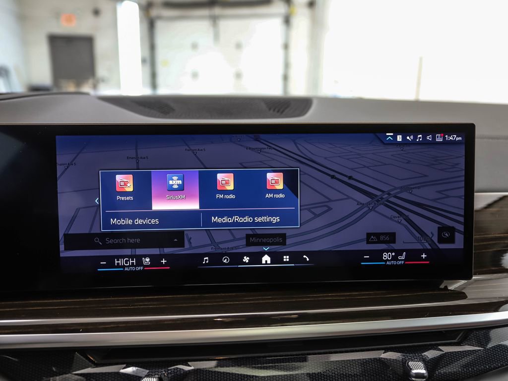 Certified 2024 BMW X7 xDrive40i image 17