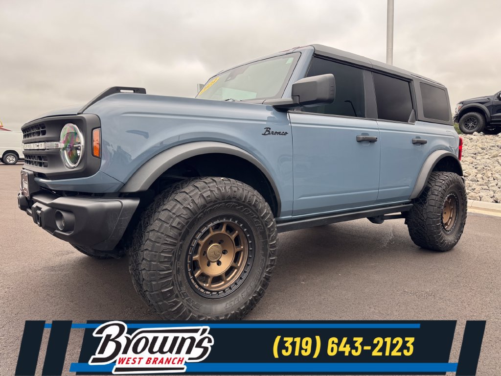 Used 2023 Ford Bronco Black Diamond AWD/4WD image 1