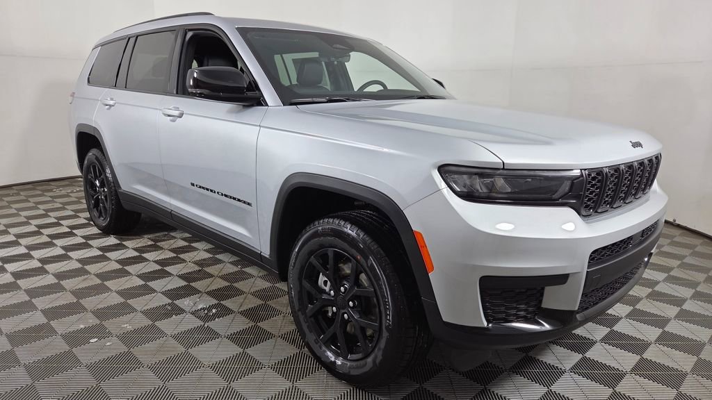 New 2025 Jeep Grand Cherokee L Altitude