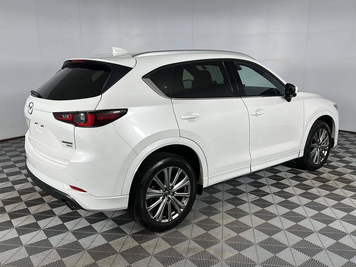 Used 2023 MAZDA CX-5 Signature AWD/4WD image 30