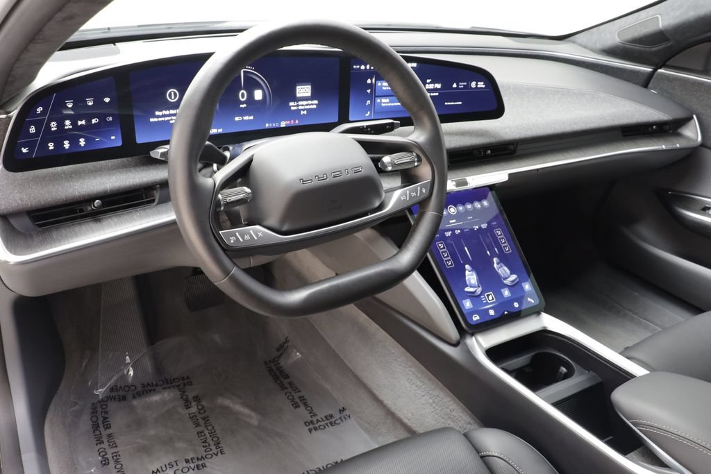 Used 2024 Lucid Air Pure RWD image 7