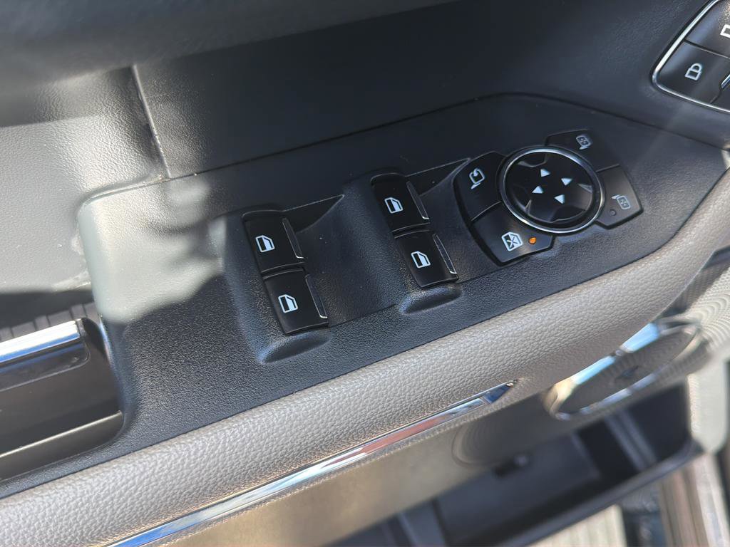 Used 2023 Ford Expedition Limited image 17