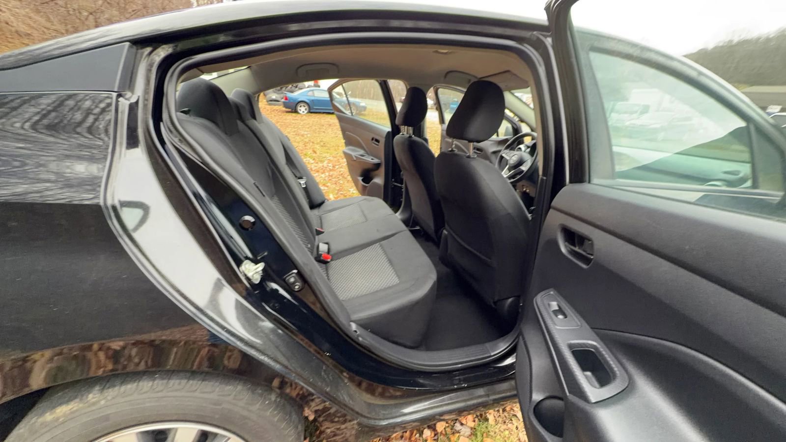 Used 2020 Nissan Versa S image 8