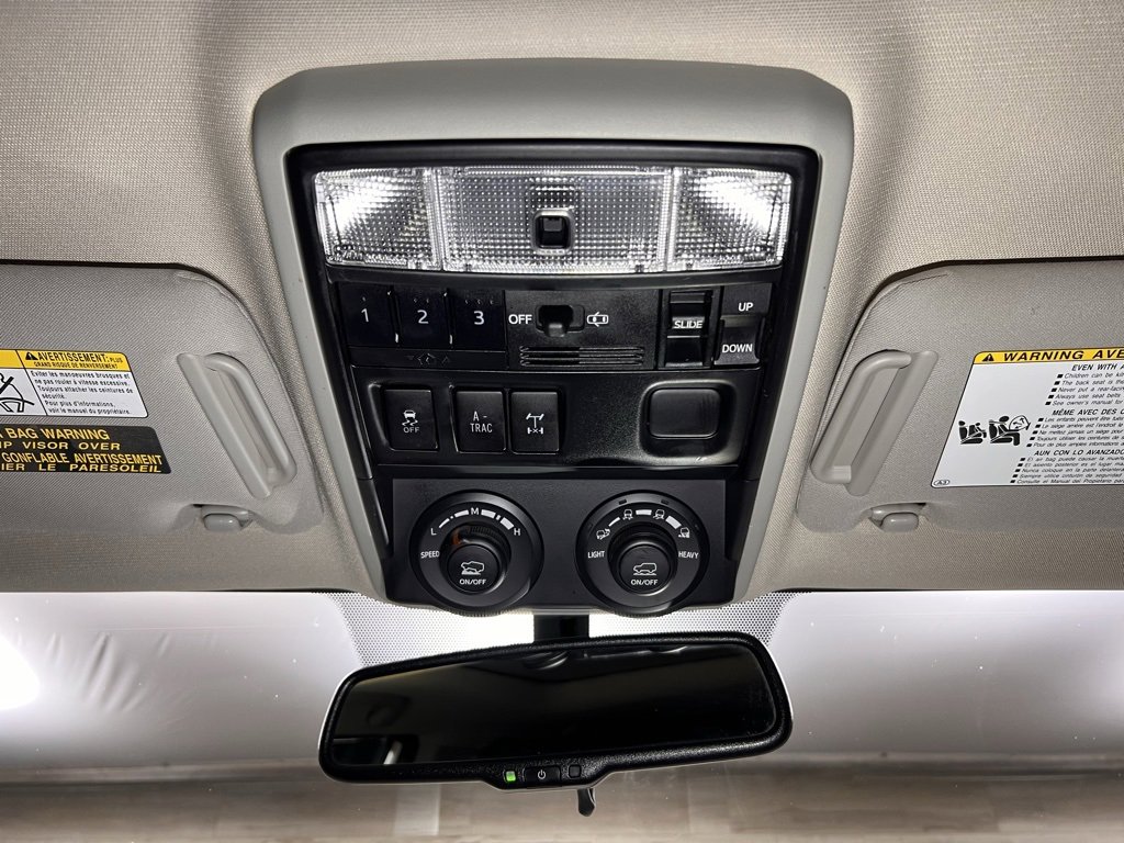 Used 2018 Toyota 4Runner TRD Off-Road Premium image 26