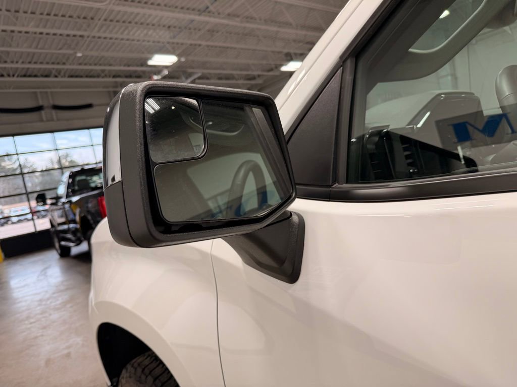 Used 2025 Chevrolet Silverado 1500 LT image 23