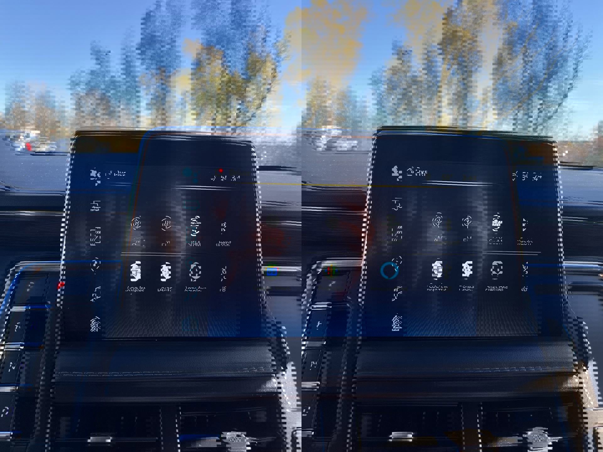 Certified 2023 Chevrolet Tahoe Z71 w/ Luxury Package image 13