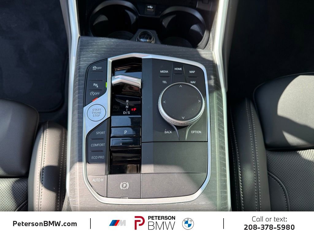 Certified 2025 BMW 330i xDrive Sedan w/ Convenience Package AWD/4WD image 20