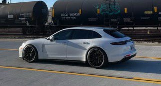 Used 2018 Porsche Panamera Turbo Sport Turismo AWD/4WD image 2