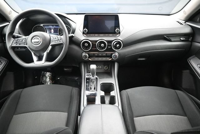 Used 2024 Nissan Sentra SV FWD image 19