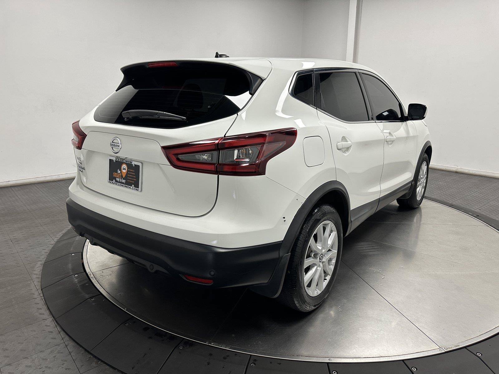 Used 2020 Nissan Rogue Sport S w/ Appearance Package FWD image 13