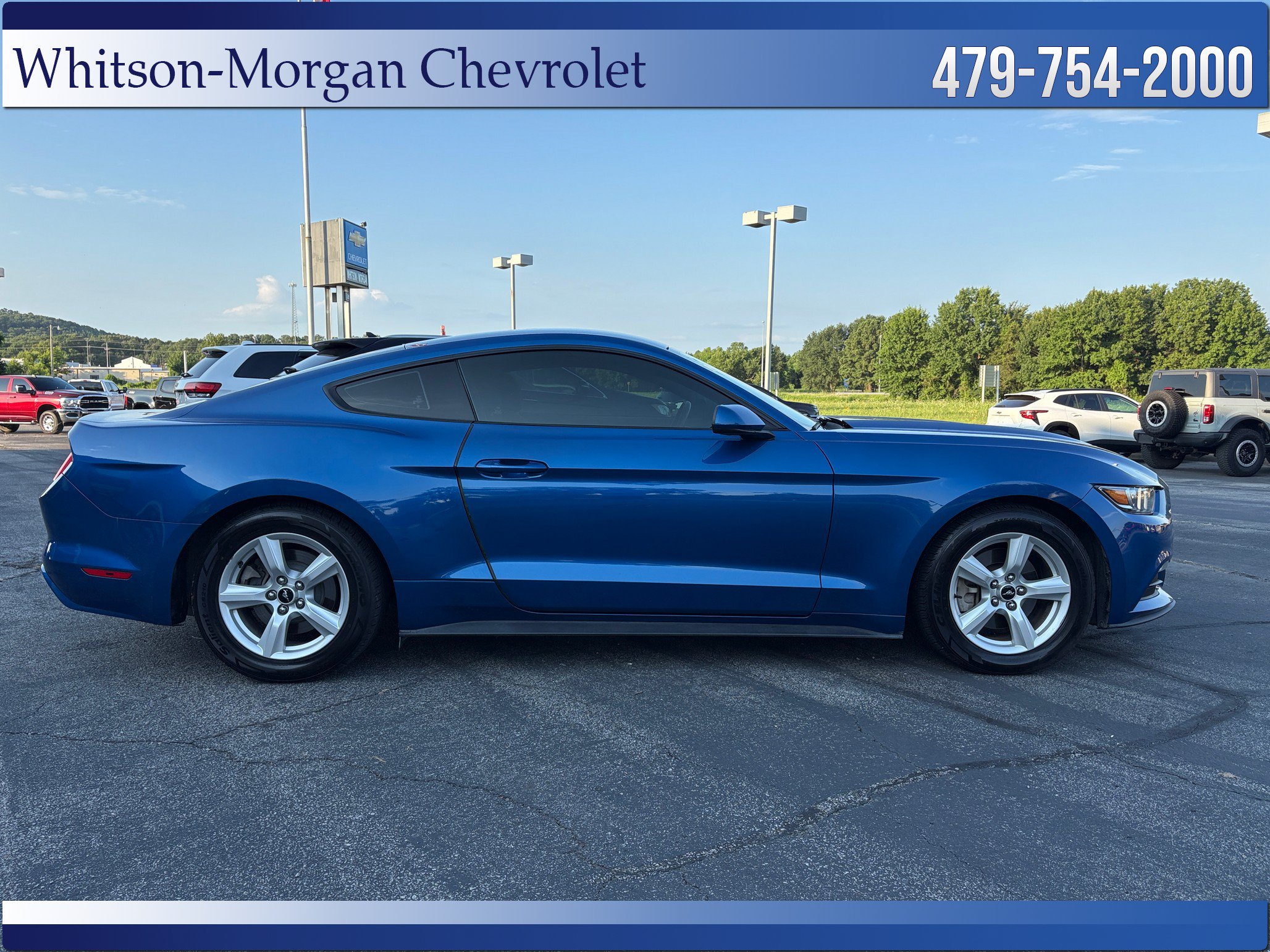 Used 2017 Ford Mustang Coupe RWD image 4