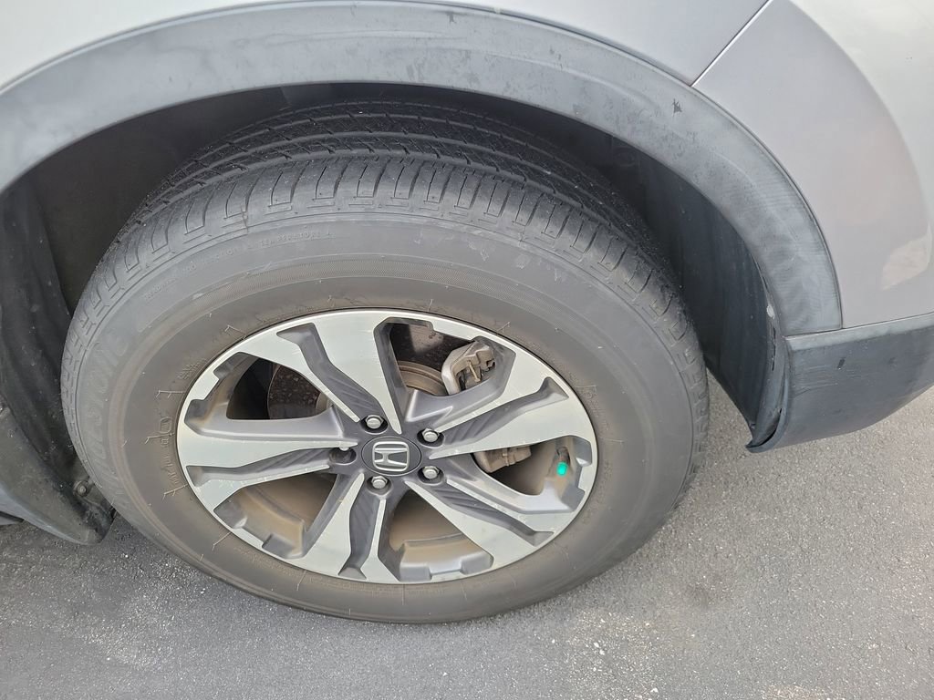 Used 2019 Honda CR-V LX image 9