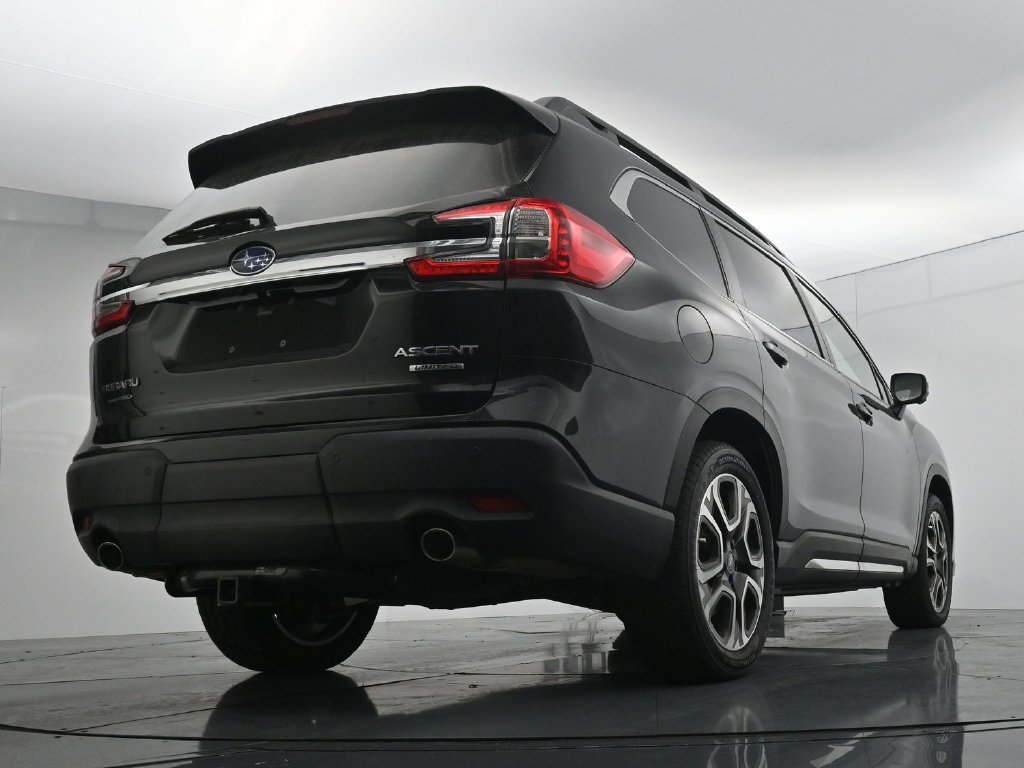Used 2023 Subaru Ascent Limited w/ Technology Package AWD/4WD image 22