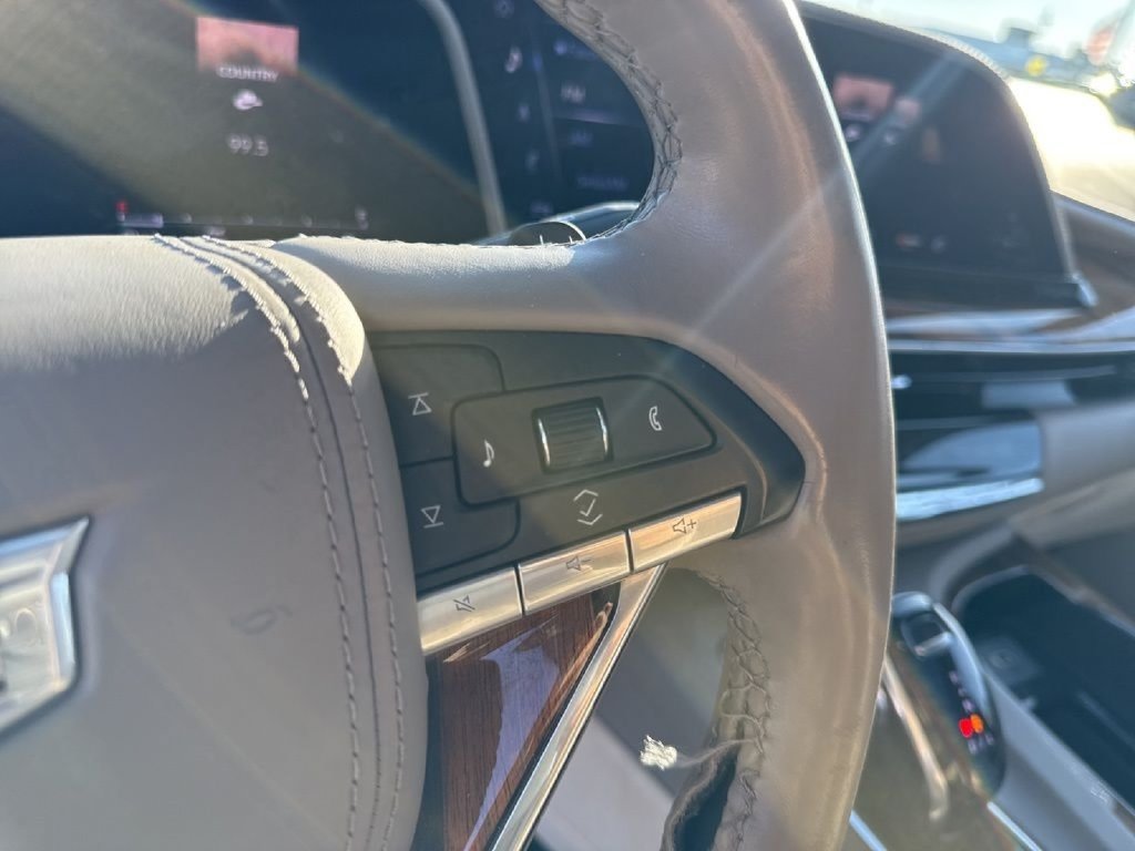 Used 2024 Cadillac Escalade ESV Sport Platinum AWD/4WD image 15