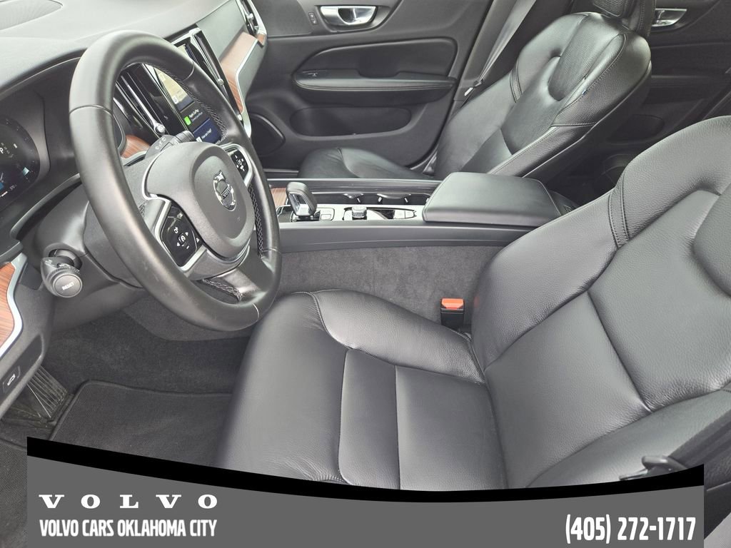 Certified 2025 Volvo V60 B5 Cross Country Plus image 12