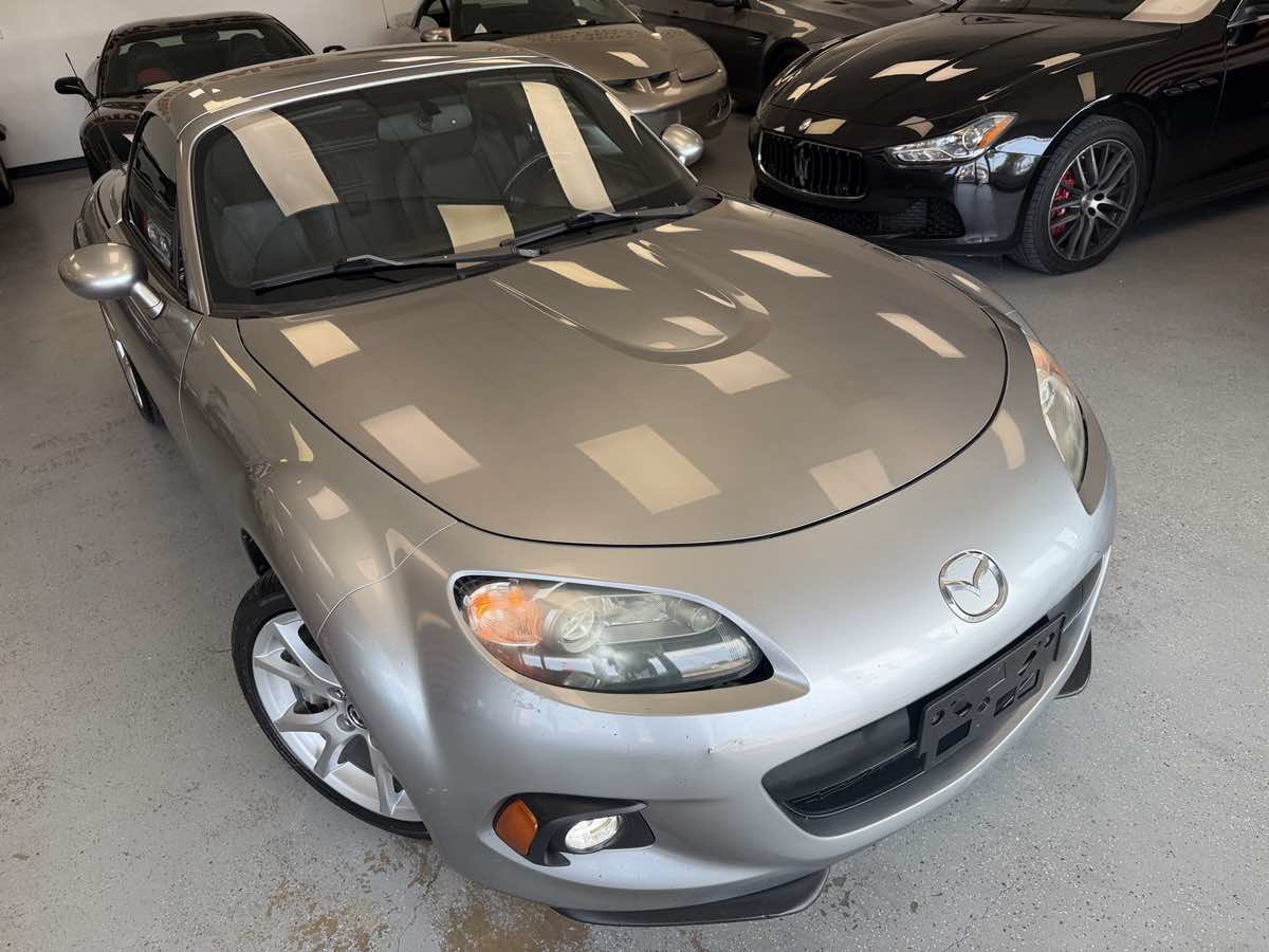 Used 2015 MAZDA MX-5 Miata Grand Touring w/ Premium Package RWD image 10