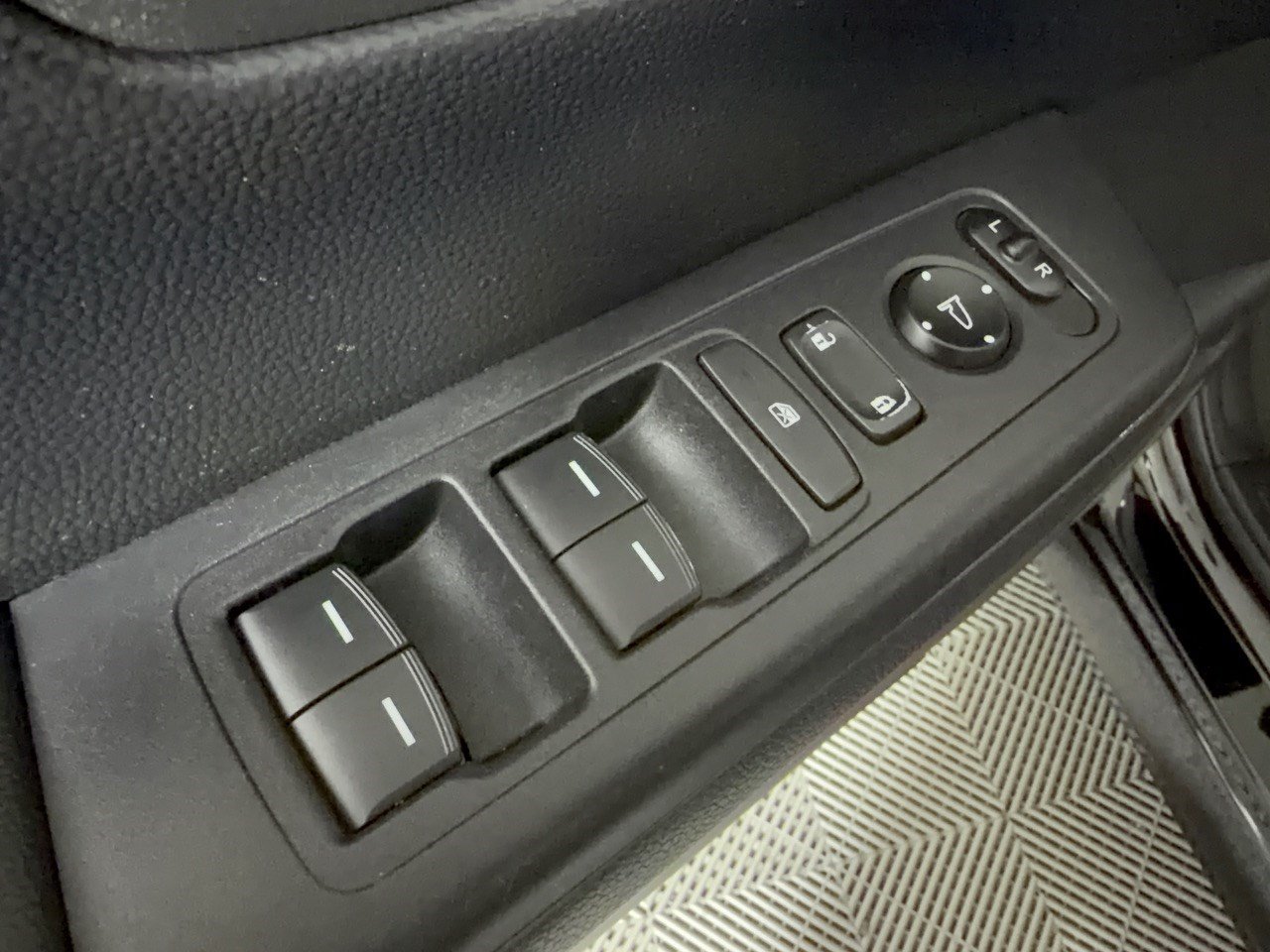 Used 2024 Honda CR-V Sport-L image 15