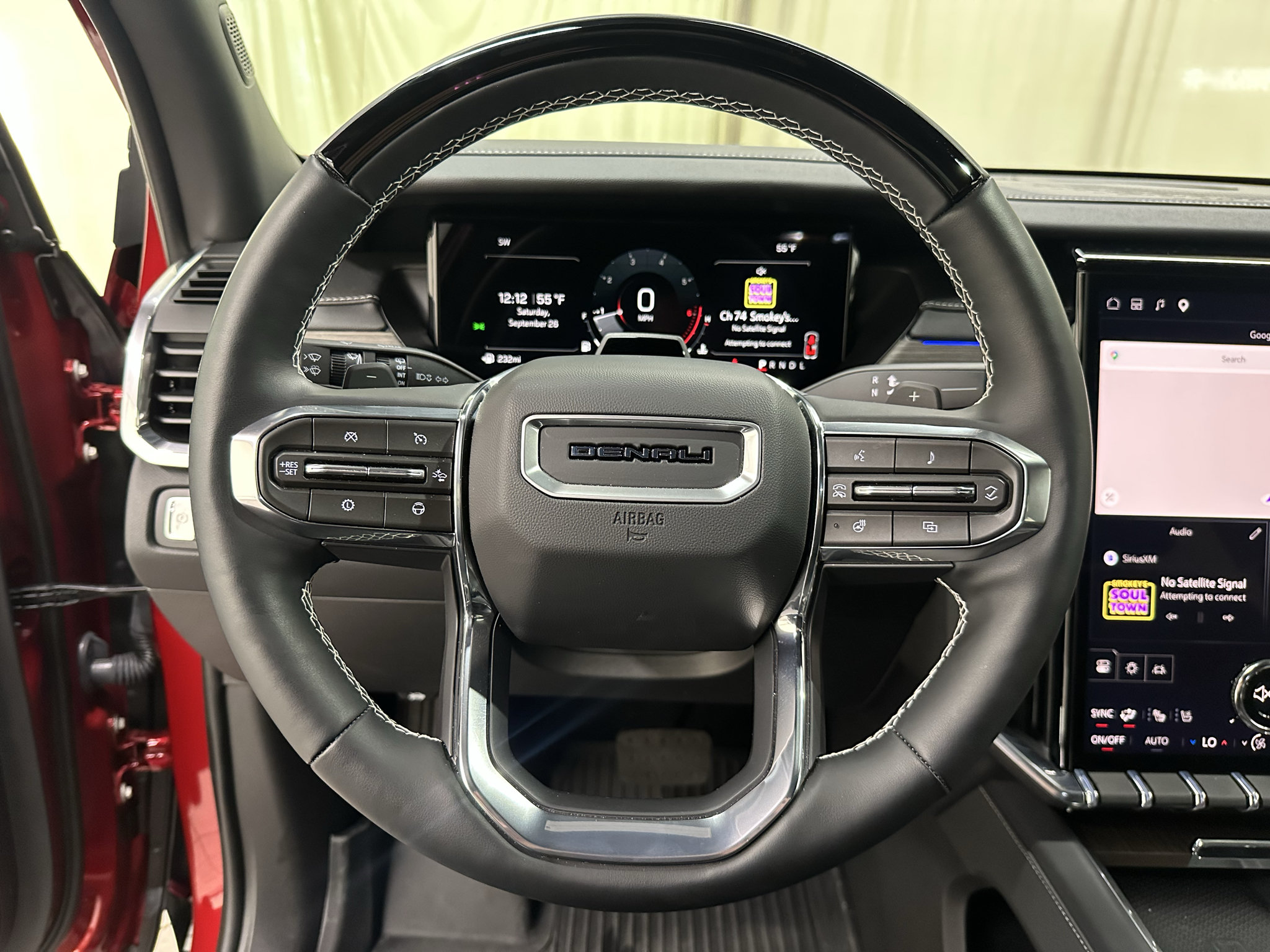 Certified 2026 GMC Acadia Denali w/ Super Cruise Package AWD/4WD image 34