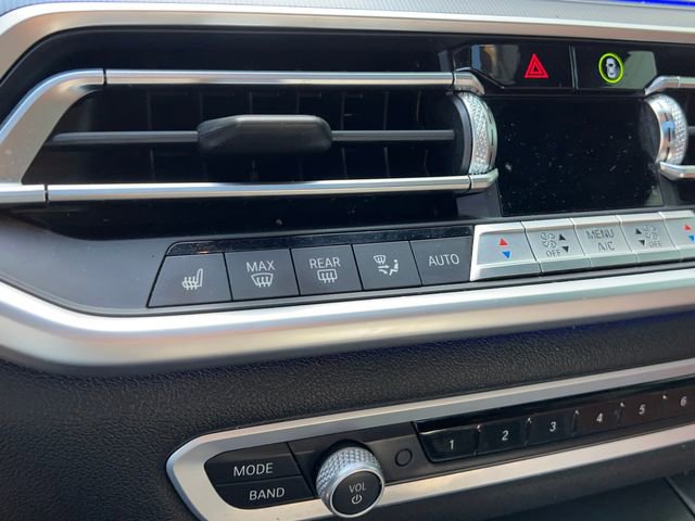 Used 2020 BMW X5 M50i w/ Premium Package AWD/4WD image 16