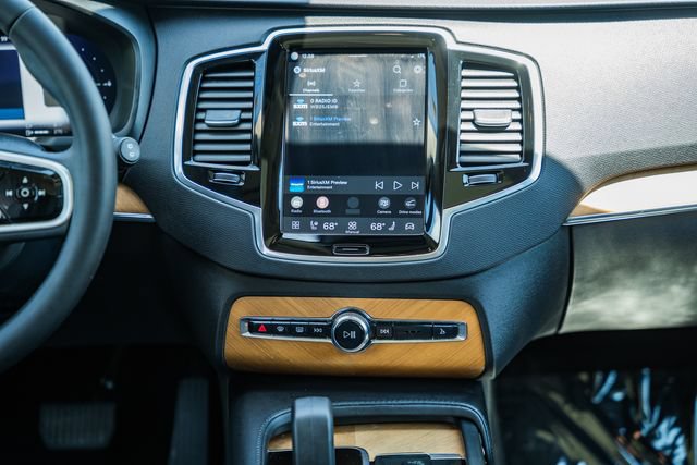 Certified 2024 Volvo XC90 T8 Plus w/ Protection Package Premier AWD/4WD image 21